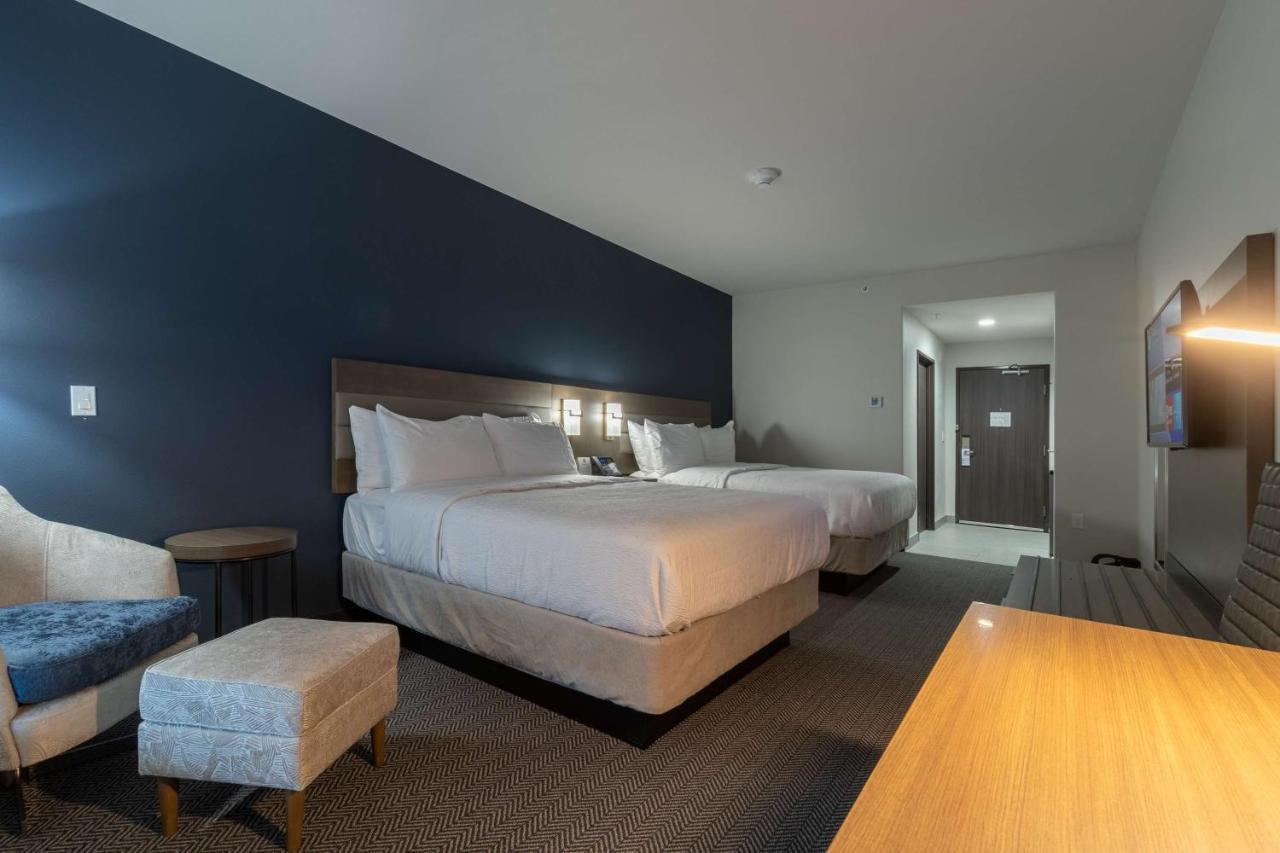 Best Western Plus Tacoma Hotel Exterior photo